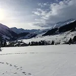 Stilvolle Mit Traumhaftem Bergblick * דיסנטיס