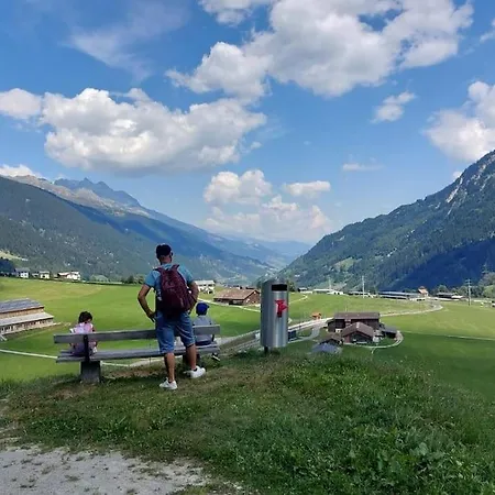 Stilvolle Mit Traumhaftem Bergblick דיסנטיס