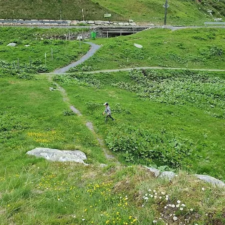 Διαμέρισμα Stilvolle Mit Traumhaftem Bergblick Disentis